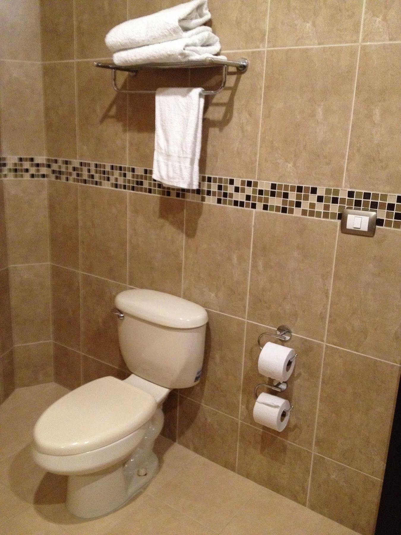 Hotel Majova Inn خالابا المظهر الخارجي الصورة