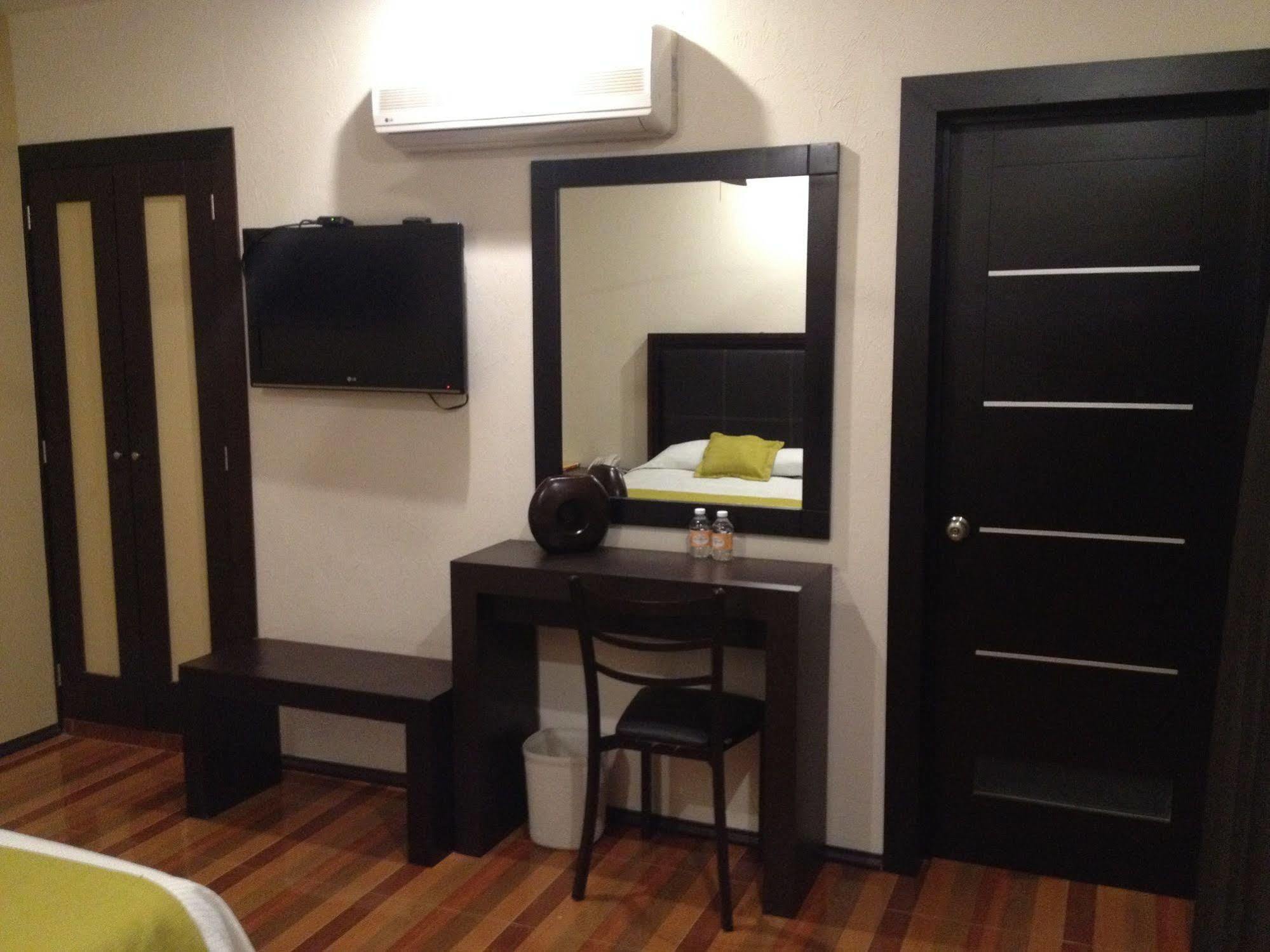 Hotel Majova Inn خالابا المظهر الخارجي الصورة